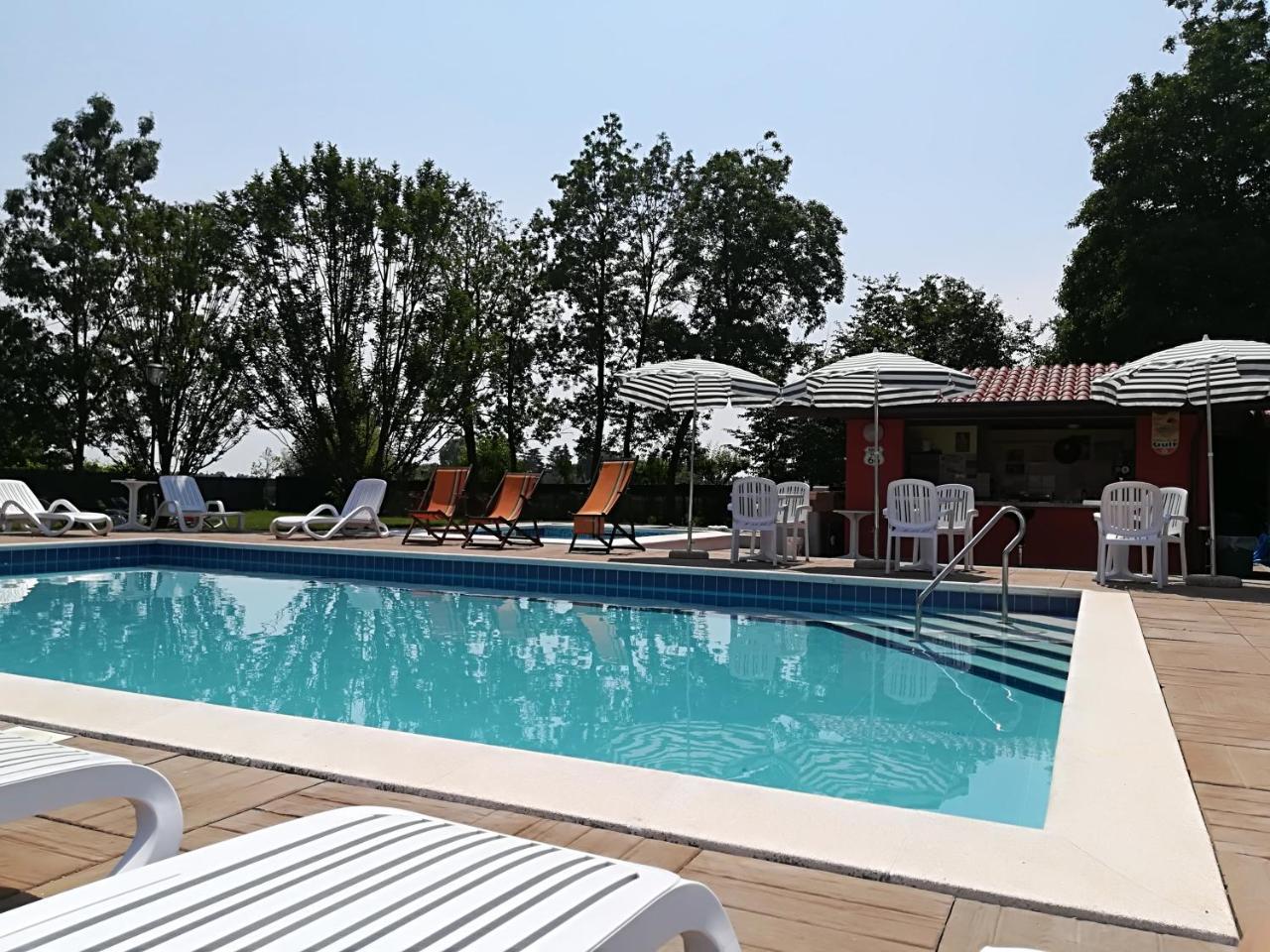 Isola Di Wight Bed and Breakfast San Michele al Tagliamento Exteriör bild